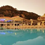 Montebello 4*