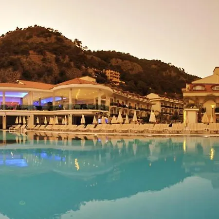 Montebello 4*