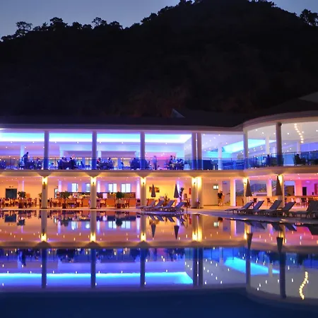 호텔 Montebello 4*