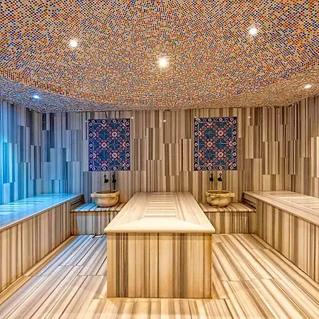 מלון Montebello 4*