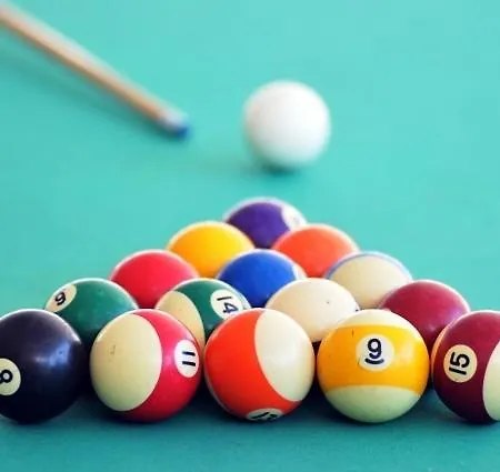 Montebello فندق 4*