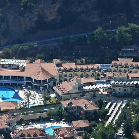 Hotel Montebello 4*