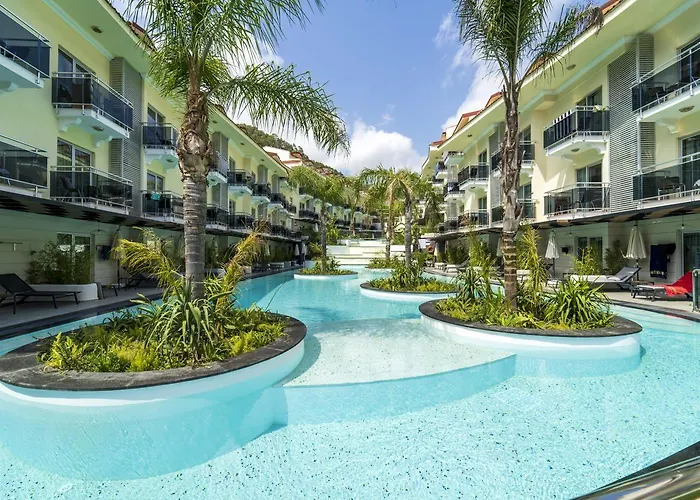 Hotel Montebello 4*