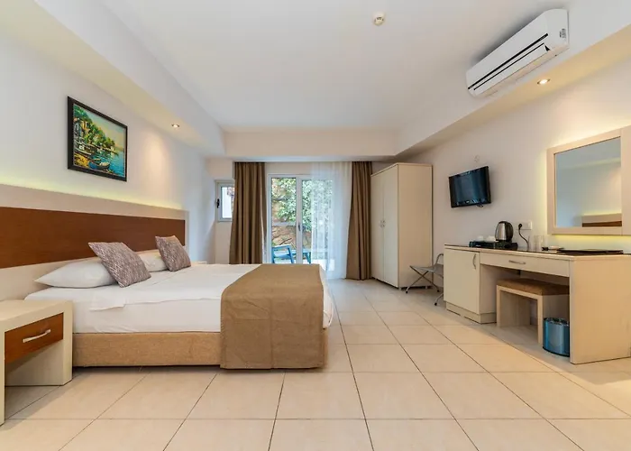 Montebello Hotel 4*
