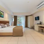 Montebello Hotel 4*