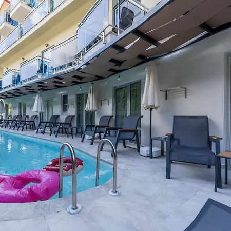 Hotel Montebello